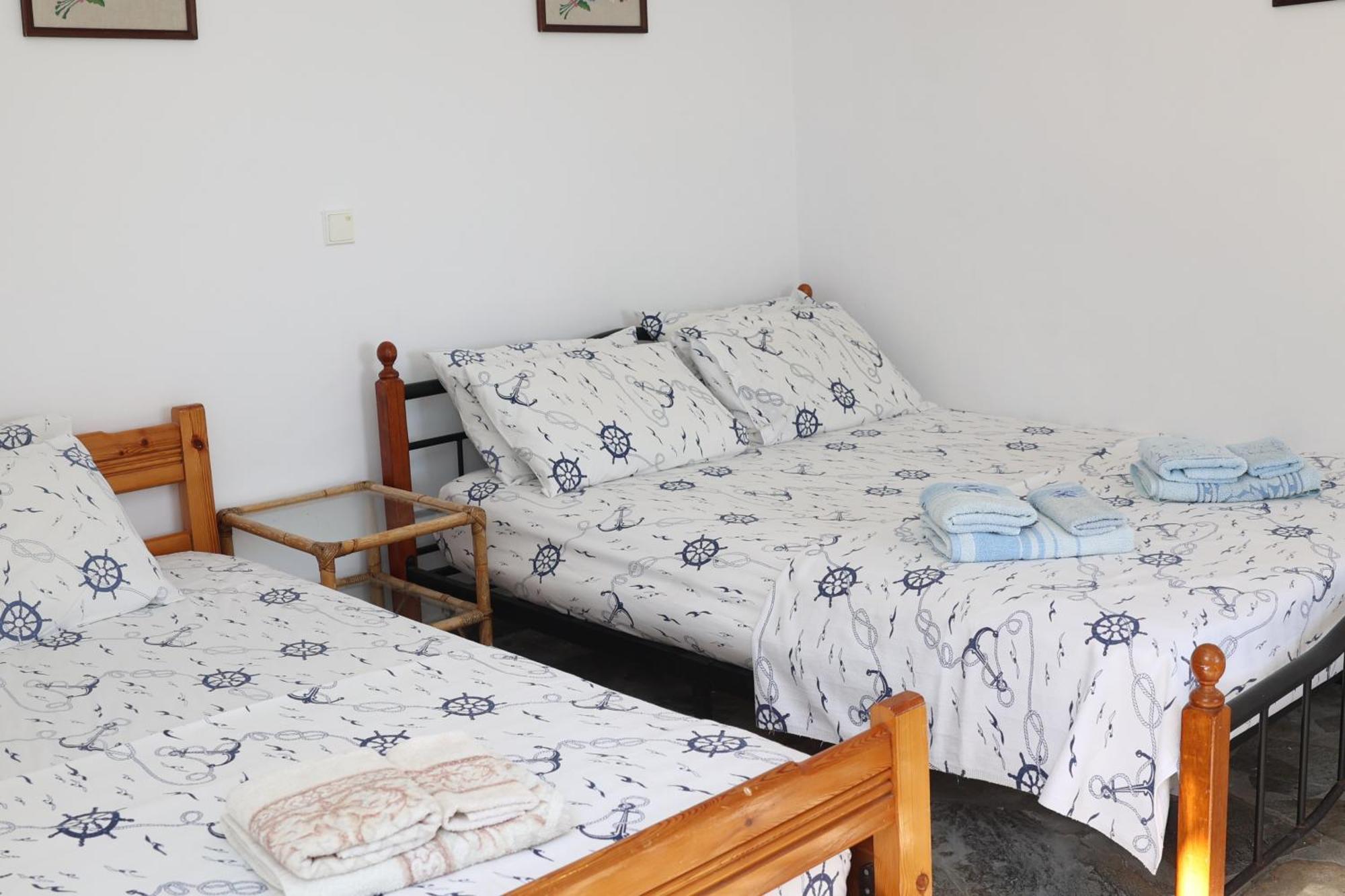 Δωμάτια Κόκκινος Πύργος Plomari Exterior photo